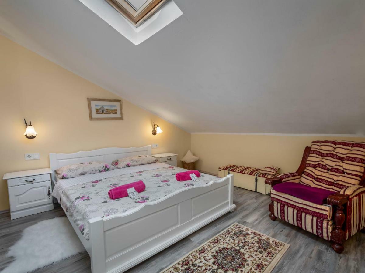 Holiday Home Villa Aurora By Interhome Loborika Bagian luar foto