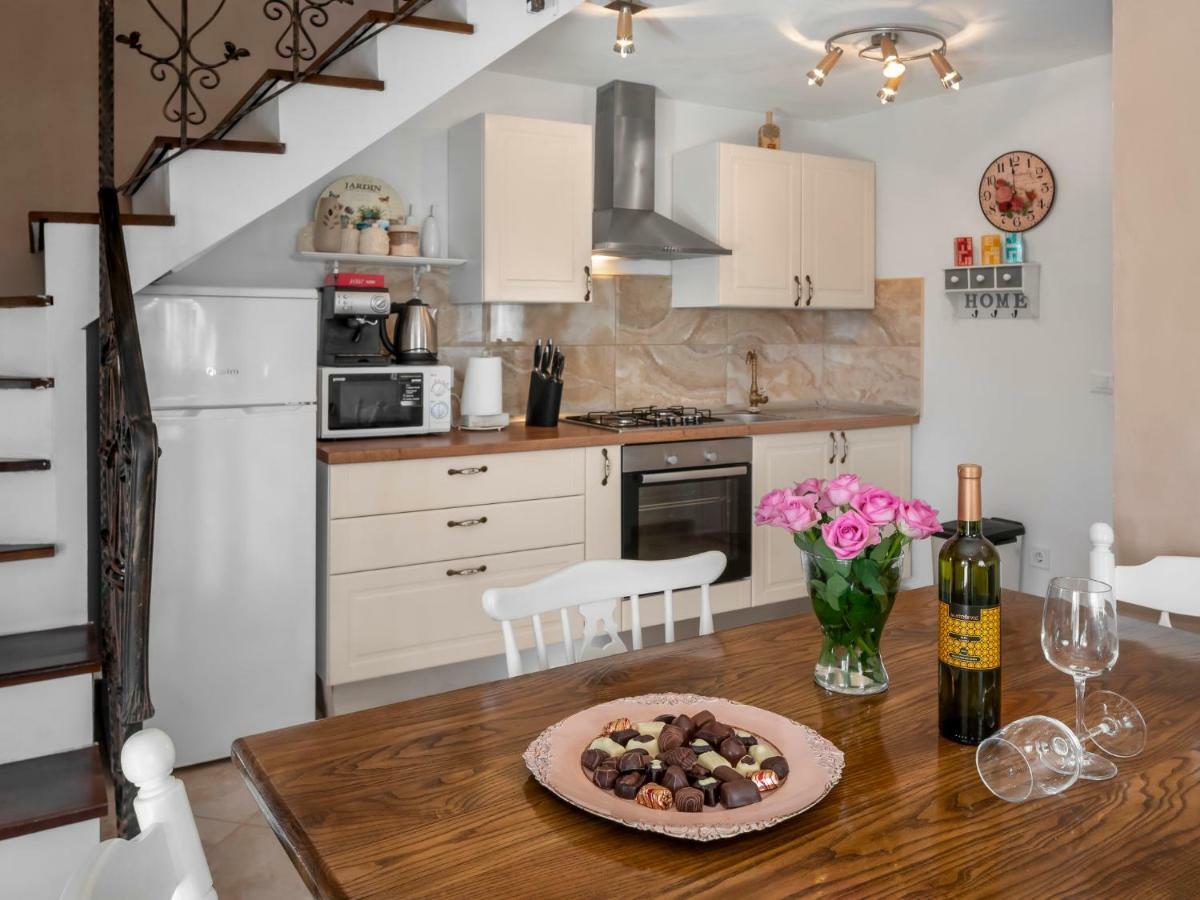 Holiday Home Villa Aurora By Interhome Loborika Bagian luar foto